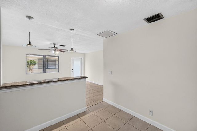 2500 SW 18th Terrace 5, Fort Lauderdale, FL 33315