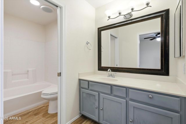 225 W 1ST Street 120, Mesa, AZ 85201