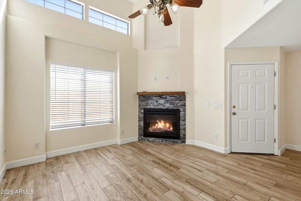 Image 11 of property listing at 225 W 1ST Street 120, Mesa, AZ 85201