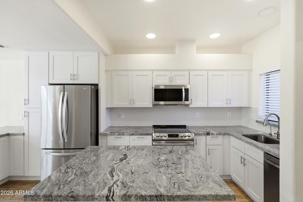 Image 16 of property listing at 225 W 1ST Street 120, Mesa, AZ 85201