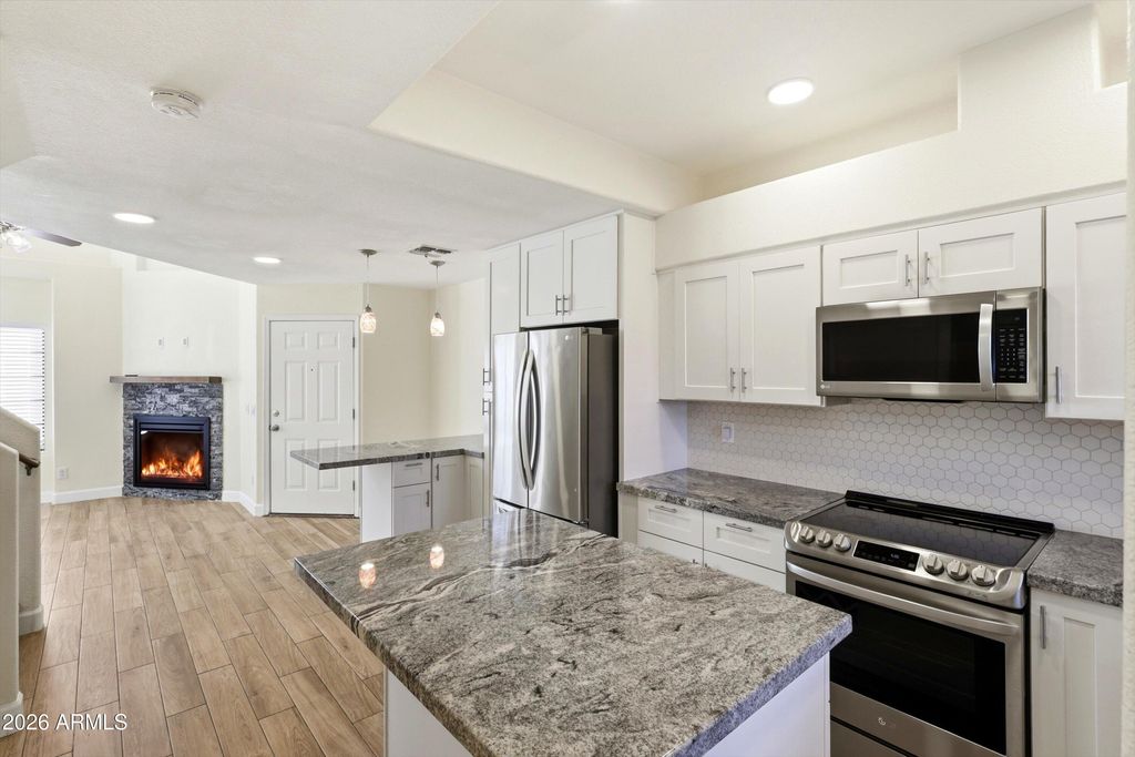 Image 3 of property listing at 225 W 1ST Street 120, Mesa, AZ 85201