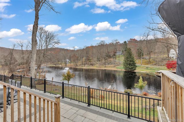 297 Church Road, Putnam Valley, NY 10579