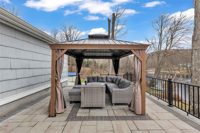 297 Church Road, Putnam Valley, NY 10579