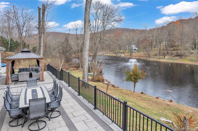 297 Church Road, Putnam Valley, NY 10579