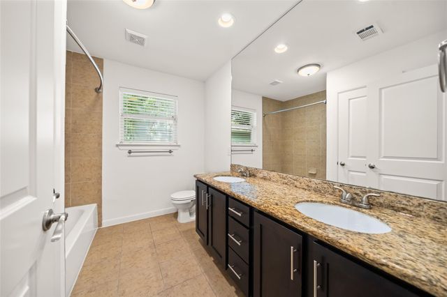 1526 Du Barry Lane, Houston, TX 77018