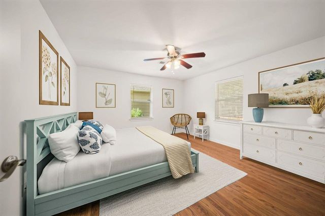 1526 Du Barry Lane, Houston, TX 77018