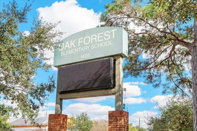 1526 Du Barry Lane, Houston, TX 77018