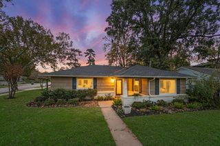1526 Du Barry Lane, Houston, TX 77018