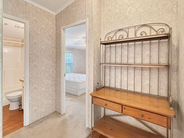 7568 SE Swan Avenue, Hobe Sound, FL 33455