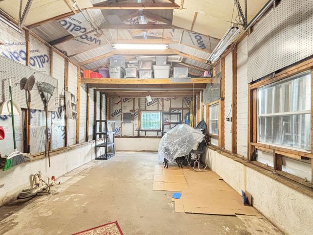 7568 SE Swan Avenue, Hobe Sound, FL 33455