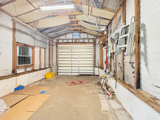 7568 SE Swan Avenue, Hobe Sound, FL 33455