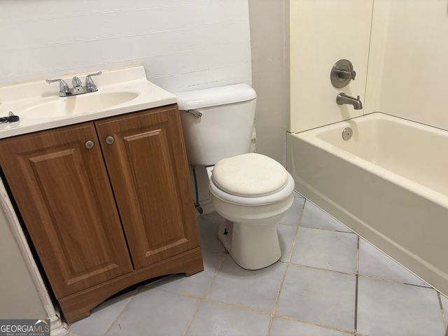 8145 Attleboro Drive, Jonesboro, GA 30238
