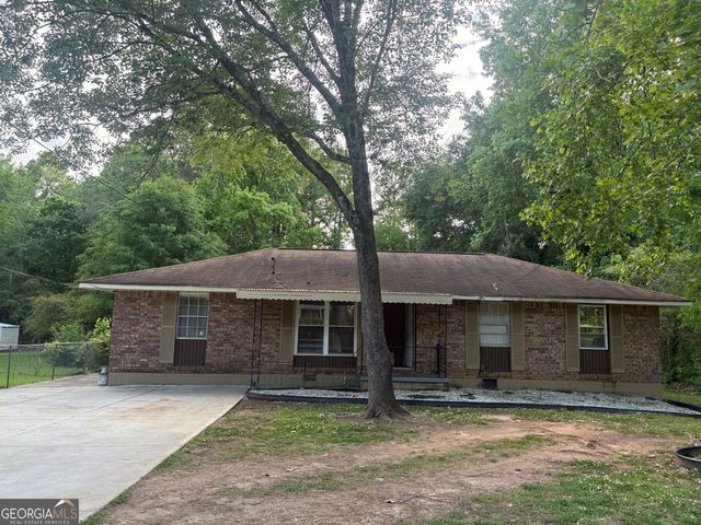 8145 Attleboro Drive, Jonesboro, GA 30238