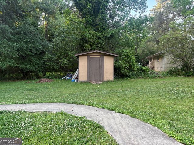 8145 Attleboro Drive, Jonesboro, GA 30238