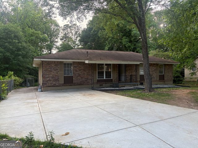 8145 Attleboro Drive, Jonesboro, GA 30238