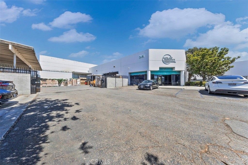 2161 Maple Privado, Ontario, CA 91761 — exterior