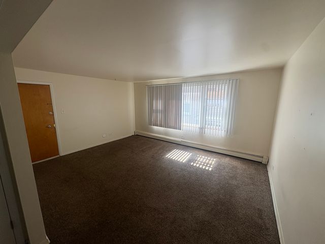 12747 Hoyne Avenue 1W, Blue Island, IL 60406