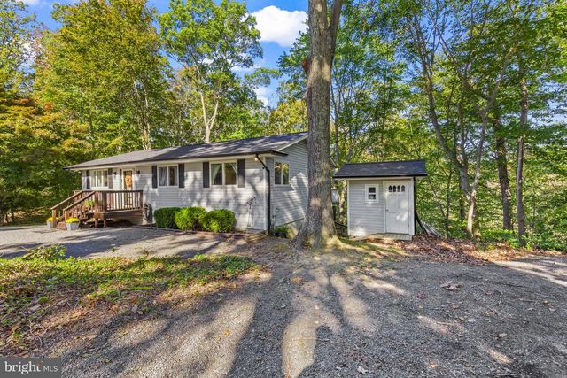 285 RED CLOUD RD, Lusby, MD 20657