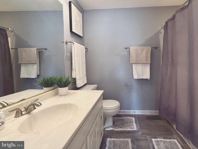 285 RED CLOUD RD, Lusby, MD 20657