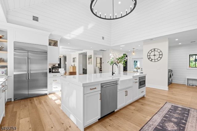 456 Laurel Ter, Kinnelon Boro, NJ 07405