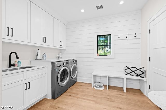 456 Laurel Ter, Kinnelon Boro, NJ 07405