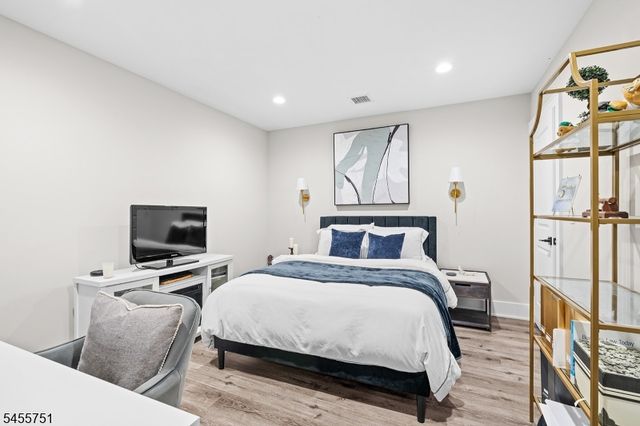 456 Laurel Ter, Kinnelon Boro, NJ 07405
