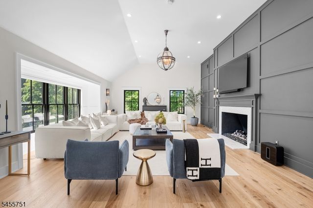 456 Laurel Ter, Kinnelon Boro, NJ 07405