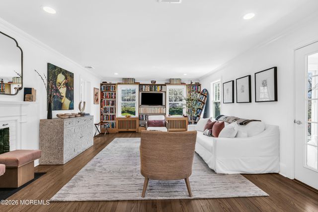 1 N Cherry Lane, Rumson, NJ 07760