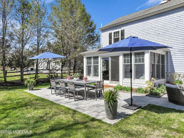 1 N Cherry Lane, Rumson, NJ 07760
