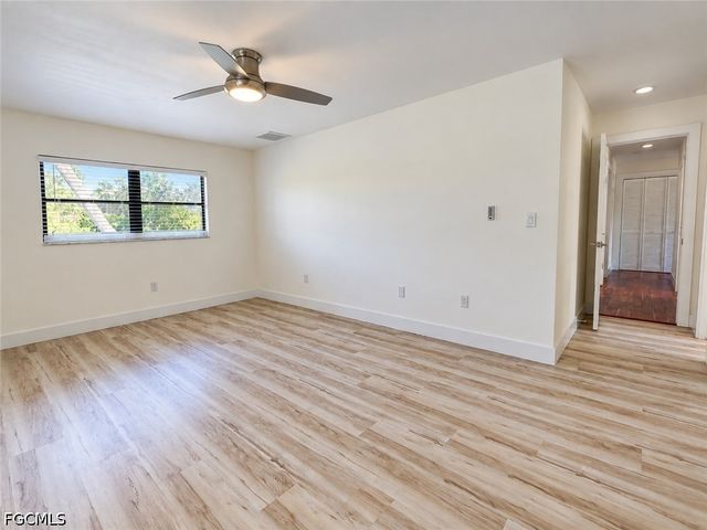 4272 Island CIR B, Fort Myers, FL 33919