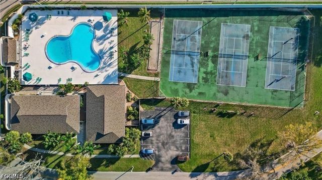 4272 Island CIR B, Fort Myers, FL 33919