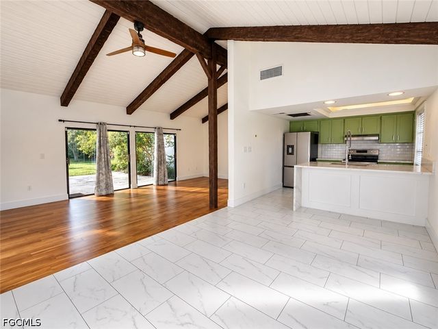 4272 Island CIR B, Fort Myers, FL 33919