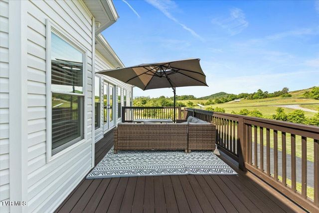 563 Mayberry Road, Jonesborough, TN 37659
