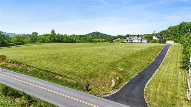563 Mayberry Road, Jonesborough, TN 37659