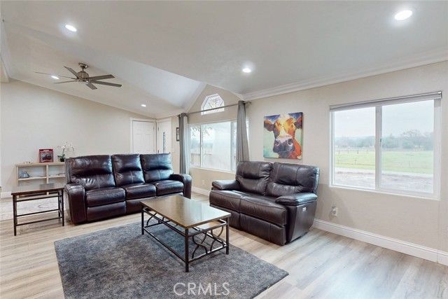 3453 La Porte, Oroville, CA 95966