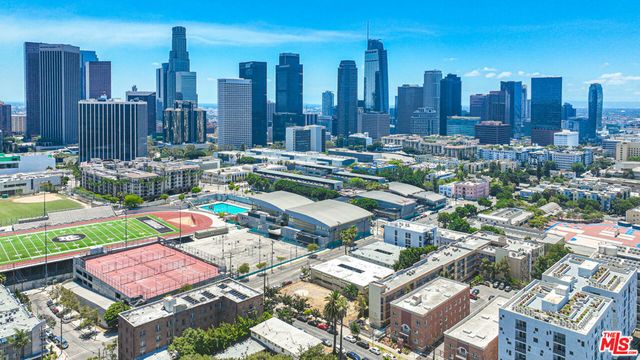 1400 W Miramar Street, Los Angeles, CA 90026