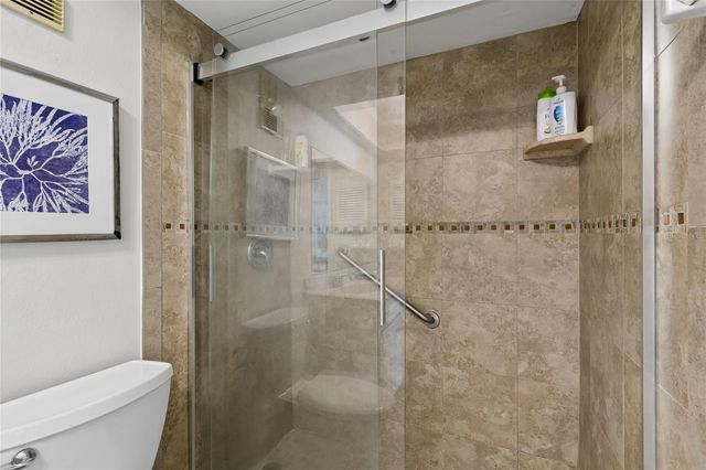 19418 GULF BOULEVARD 204, Indian Shores, FL 33785