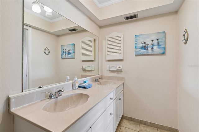 19418 GULF BOULEVARD 204, Indian Shores, FL 33785