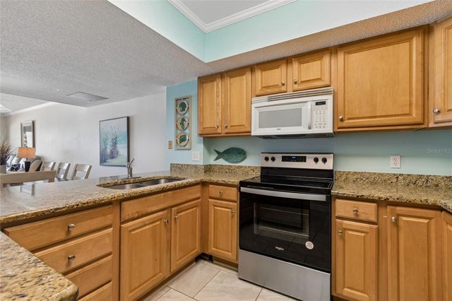 19418 GULF BOULEVARD 204, Indian Shores, FL 33785