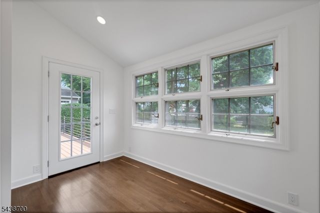 21 N End Ter, Bloomfield Twp., NJ 07003