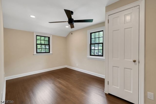21 N End Ter, Bloomfield Twp., NJ 07003