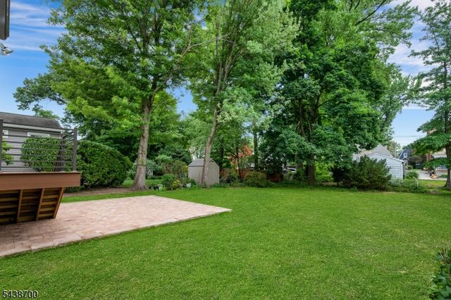 21 N End Ter, Bloomfield Twp., NJ 07003