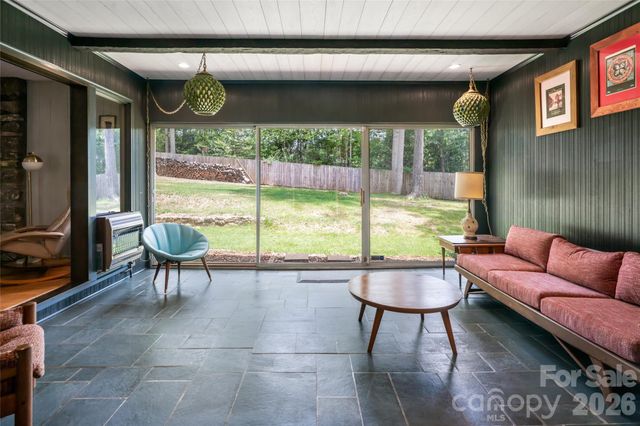 24 Amherst Road, Biltmore Forest, NC 28803