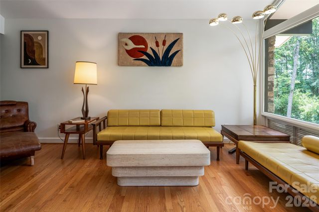 24 Amherst Road, Biltmore Forest, NC 28803