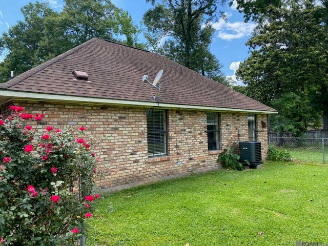 17049 S Bristle Cone Ct, Greenwell Springs, LA 70739