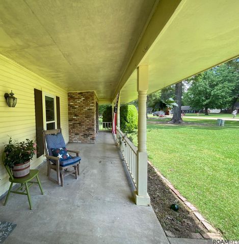 17049 S Bristle Cone Ct, Greenwell Springs, LA 70739