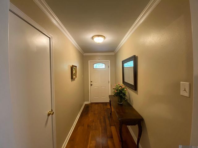 17049 S Bristle Cone Ct, Greenwell Springs, LA 70739