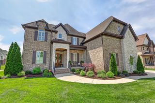 714 Dallas Ct, Murfreesboro, TN 37130