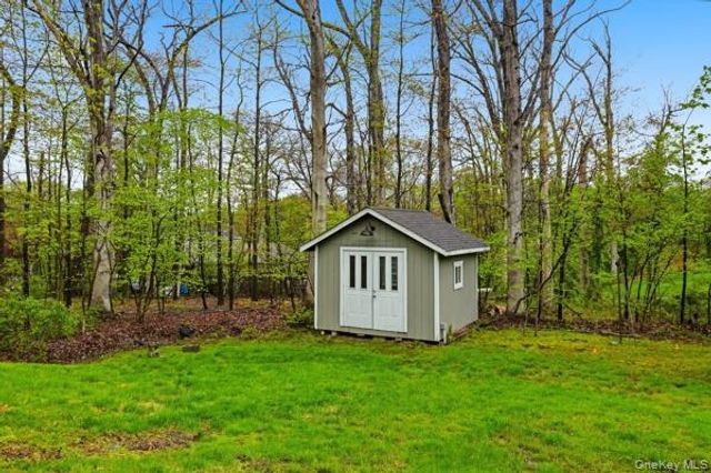 66 Summit Avenue, Central Valley, NY 10917