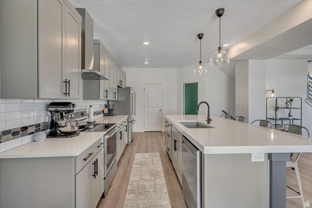 156 E POLARIS DR, Saratoga Springs, UT 84045